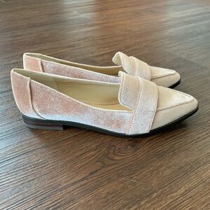 Velvet Loafers in Blush Pink